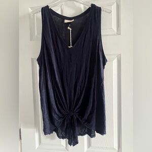 Universal Threads Women's Navy Sleeveless Top